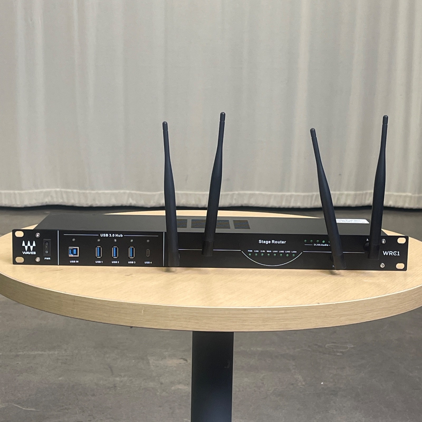 Waves WRC1 v2 Router — Dual Band Wi-Fi + DLNA Audio + USB 3.0 Hub