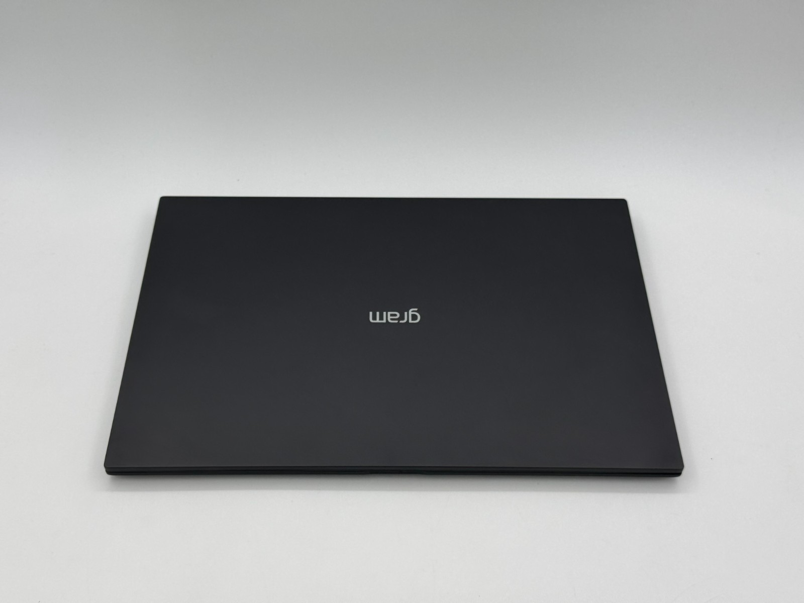 LG Gram 17″ Touch Laptop Intel Ultra 7 258V 32GB 1TB SSD Copilot+ Obsidian Black