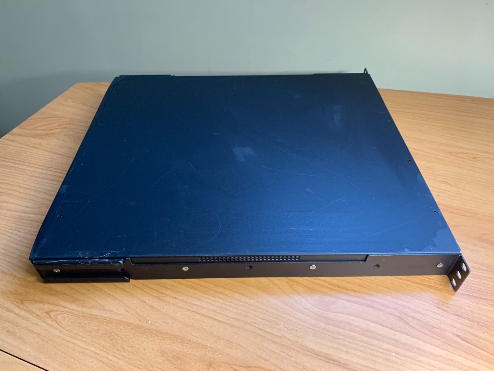 Avocent Universal Management Gateway UMG4000 40-Port Appliance 520-873-504