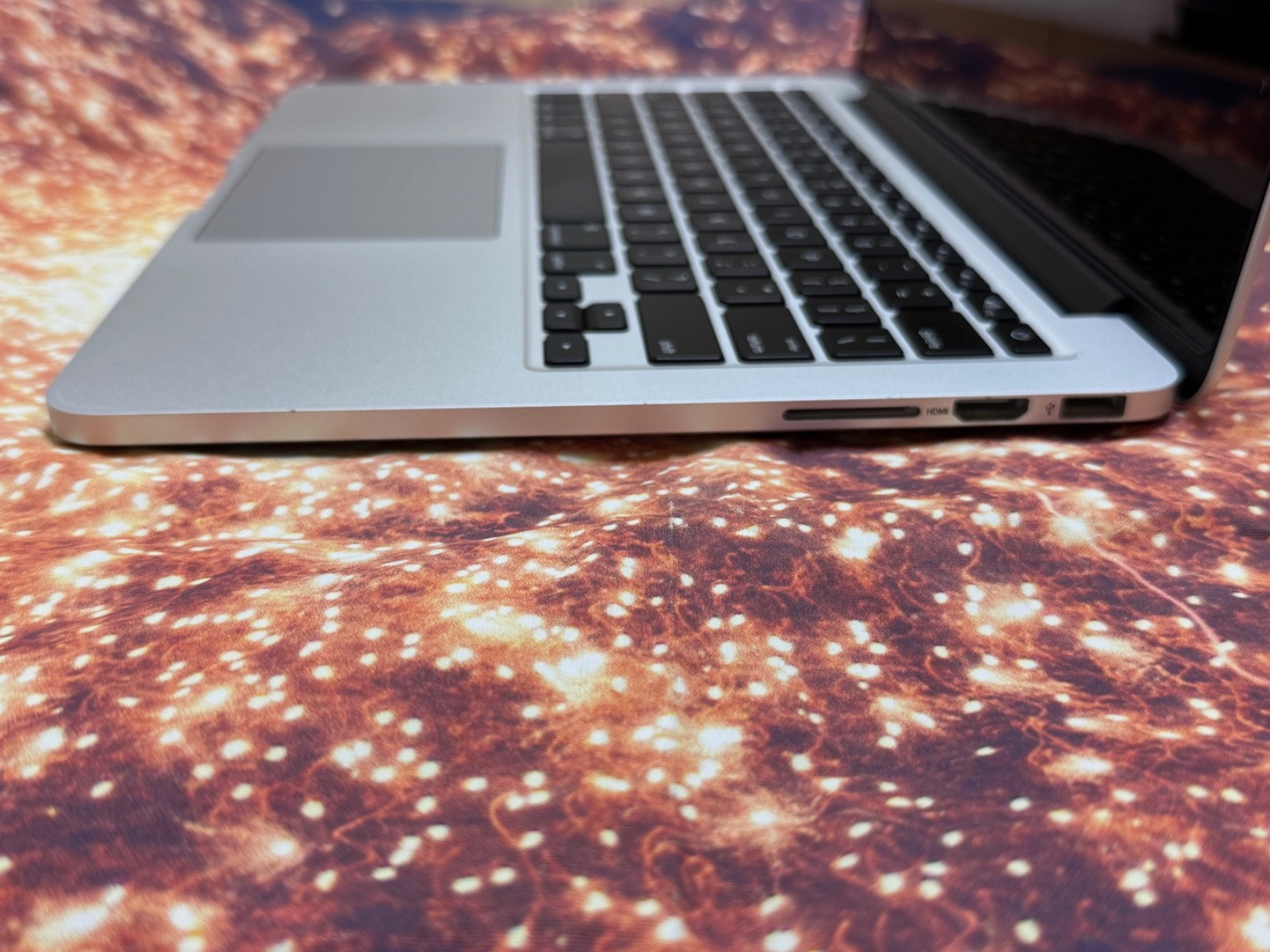 Apple MacBook Pro 13″ 2015 Retina 2.7 Core i5 16GB RAM-512GB SSD. Nice Condition