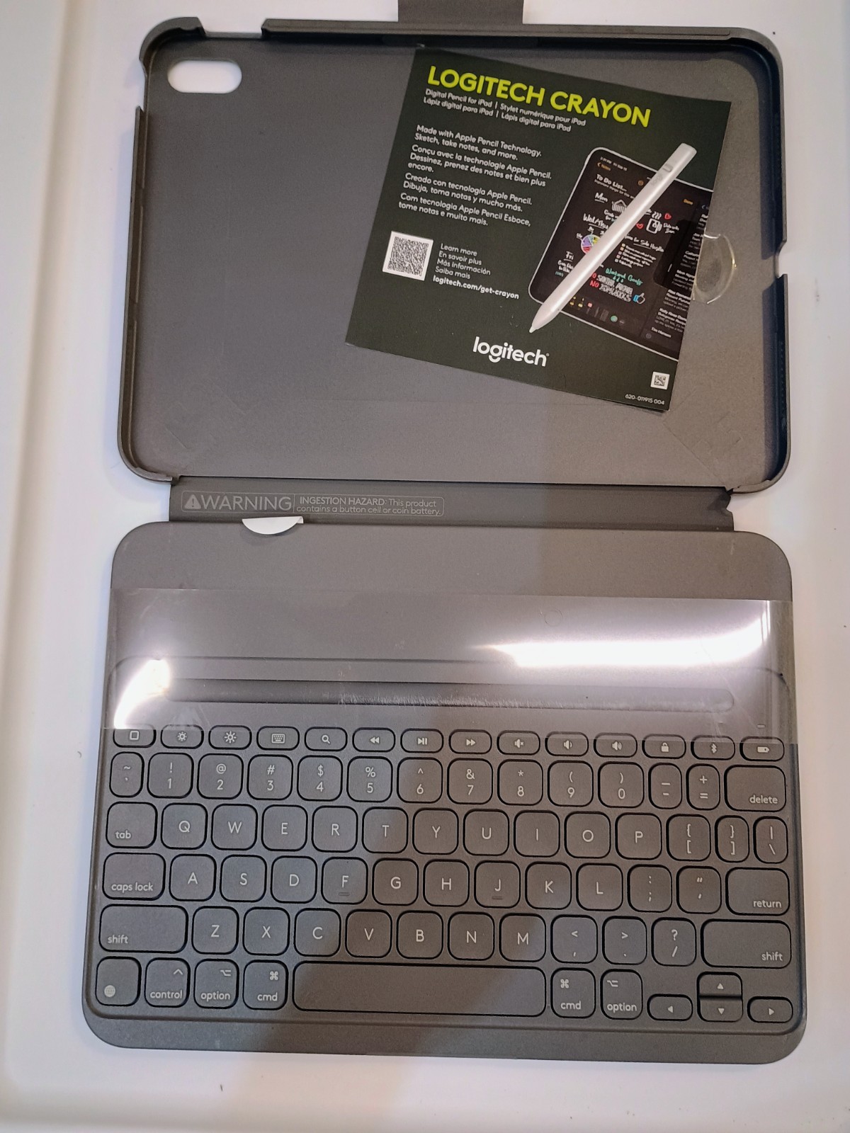 Logitech Slim Folio Keyboard Case for iPad (Gen 10 & A16) w/Bluetooth Keyboard