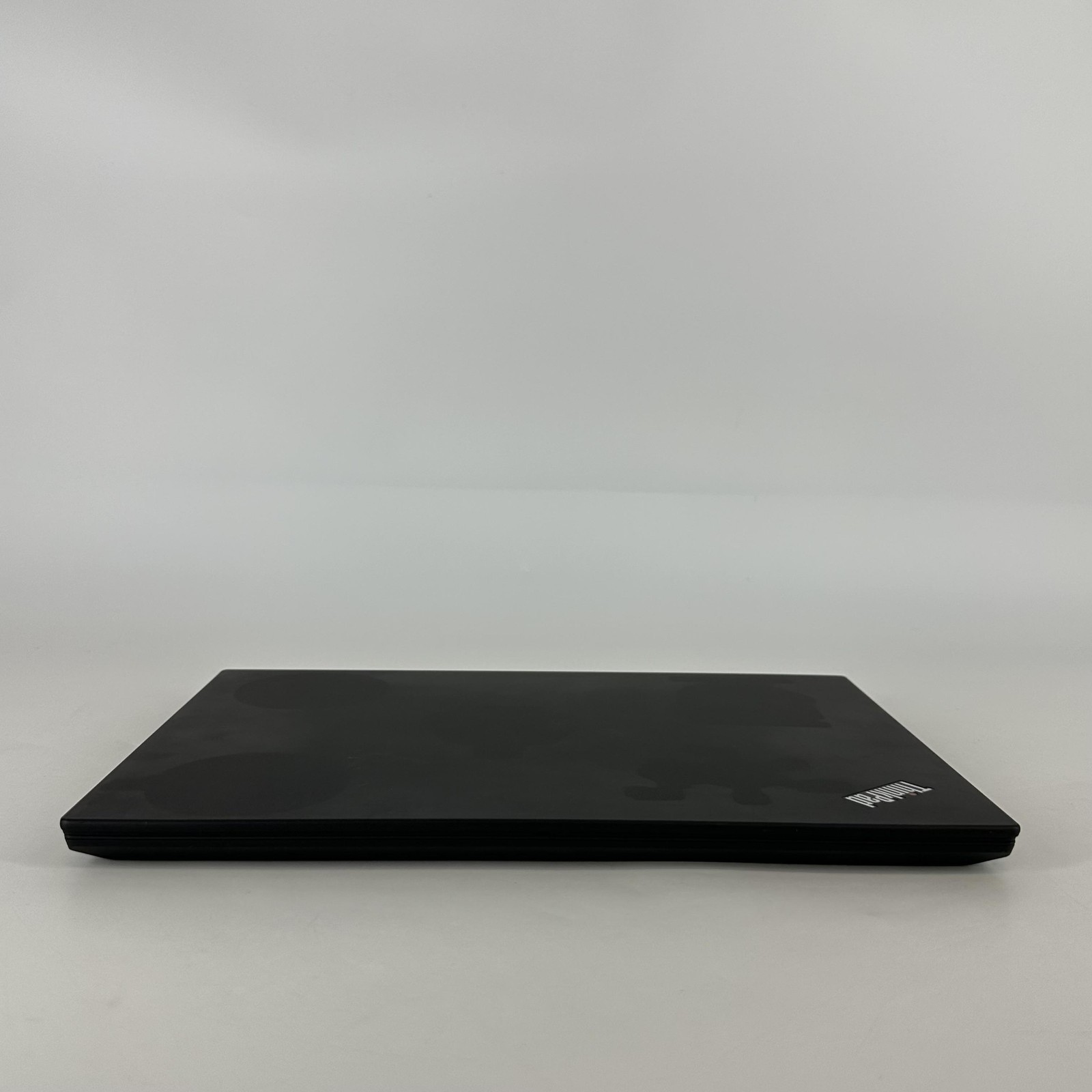 Lenovo ThinkPad T14 Gen 2 FHD 2.3 GHz Ryzen 5 PRO 5650U 16GB 256GB SSD Good