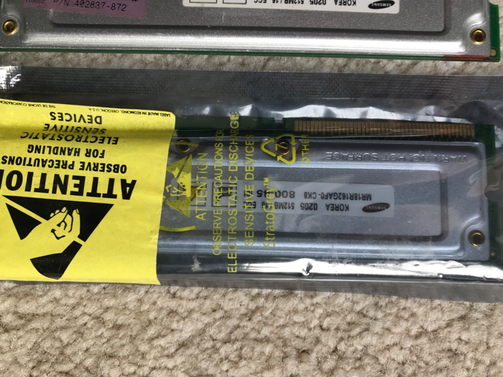 Samsung 512 MB RIMM 800 MHz DRAM Memory (MR18R162GAF0-CK8, 800-45. 92 PINS,