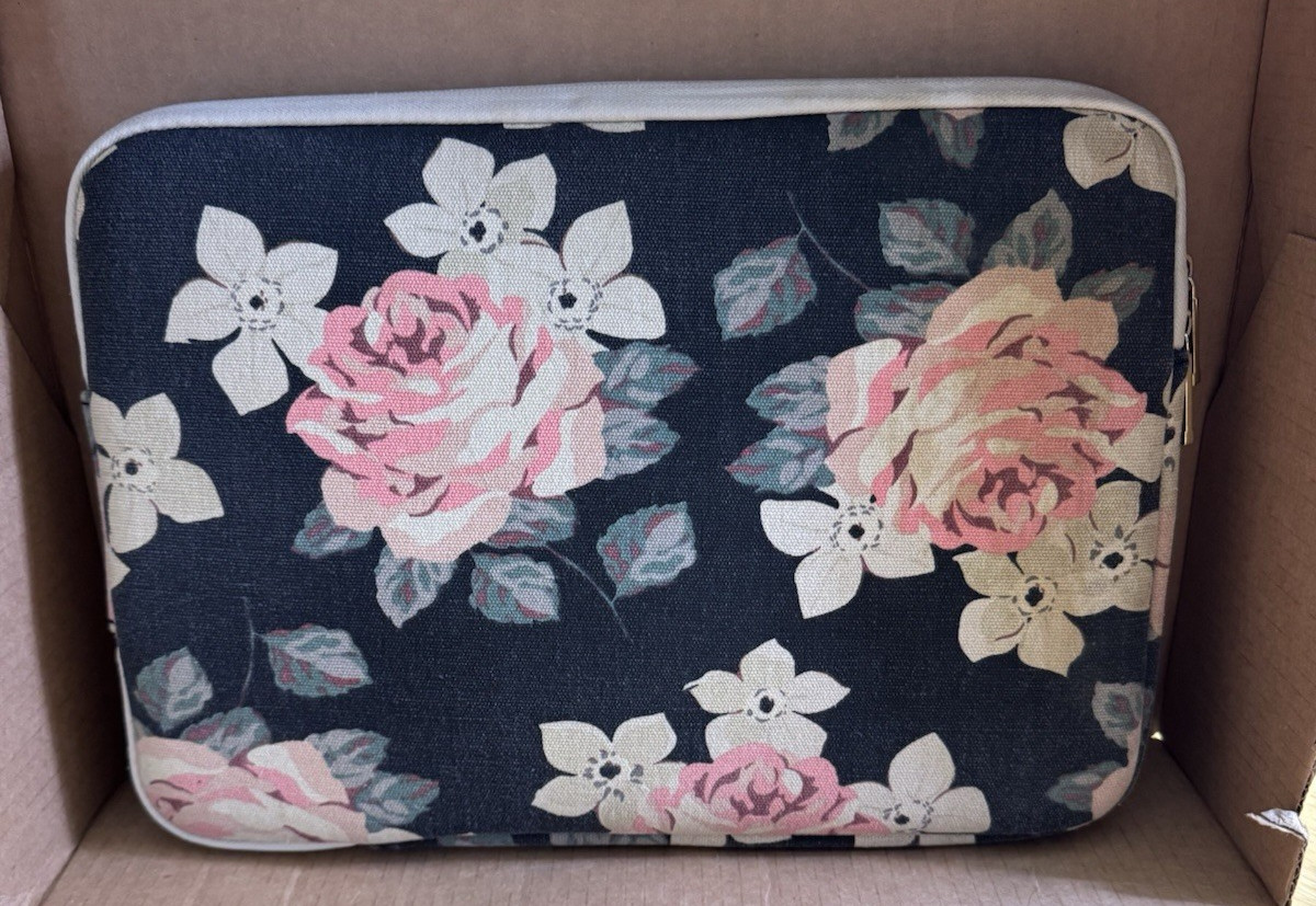 Kayond Rose Print Canvas Water Resistant 15.6 Laptop Sleeve Fleece Padded Zip