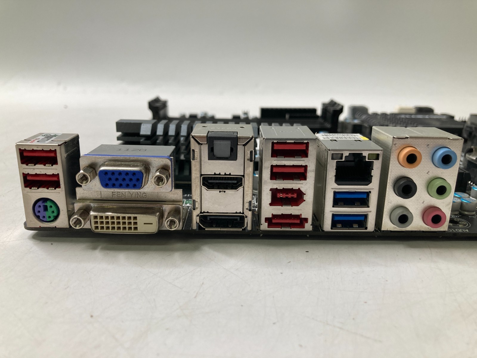 GIGABYTE GA-Z68X-UD3H-B3 LGA1155 4x DDR3 Ram Slots Intel Z68 Chipset 2nd/3rd Gen