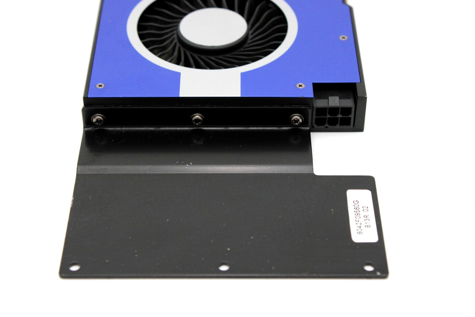 AMD Radeon Pro W5500 8 GB GDDR6 PCI Express Video Card W/Support Bracket