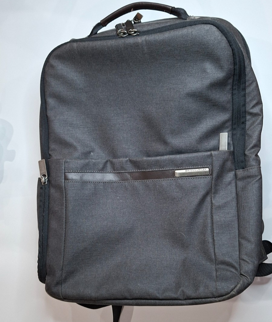 Briggs & Riley Backpack Kinzie Street Med Work Travel Laptop Bag Gray ZP160-10