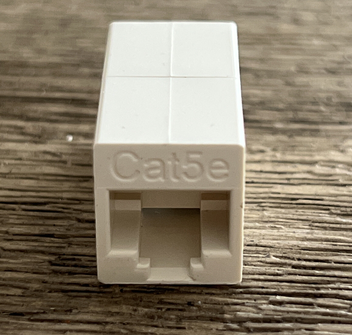 TNT Cat5e Tri-Net Technology White UTP IN-LINE Coupler, White TIA/EIA-568-C.2