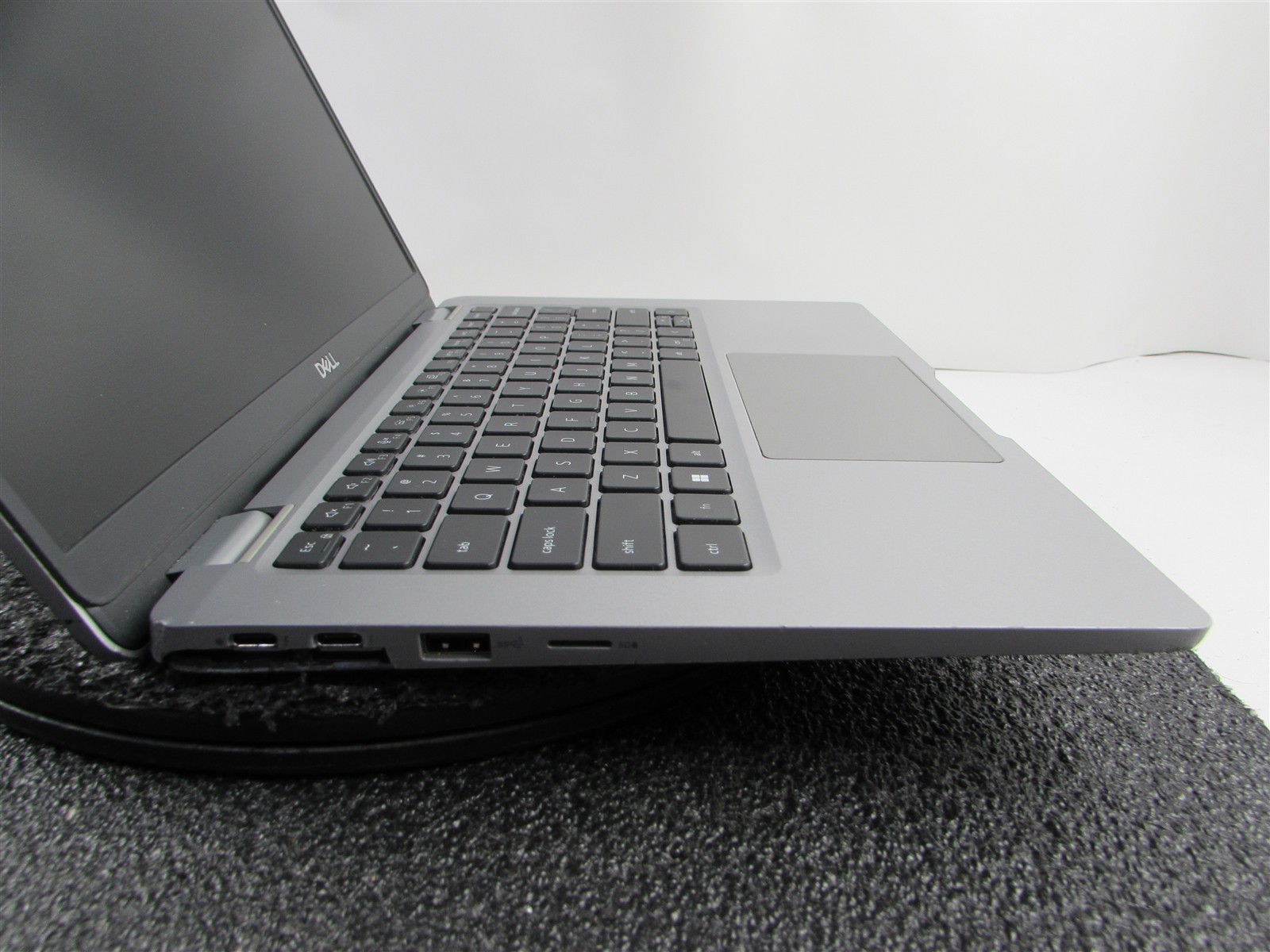 DELL LATITUDE 5330 TOUCHSCREEN I5-1245U 10 CORE 512GB SSD 16GB RAM NO O.S/BATT