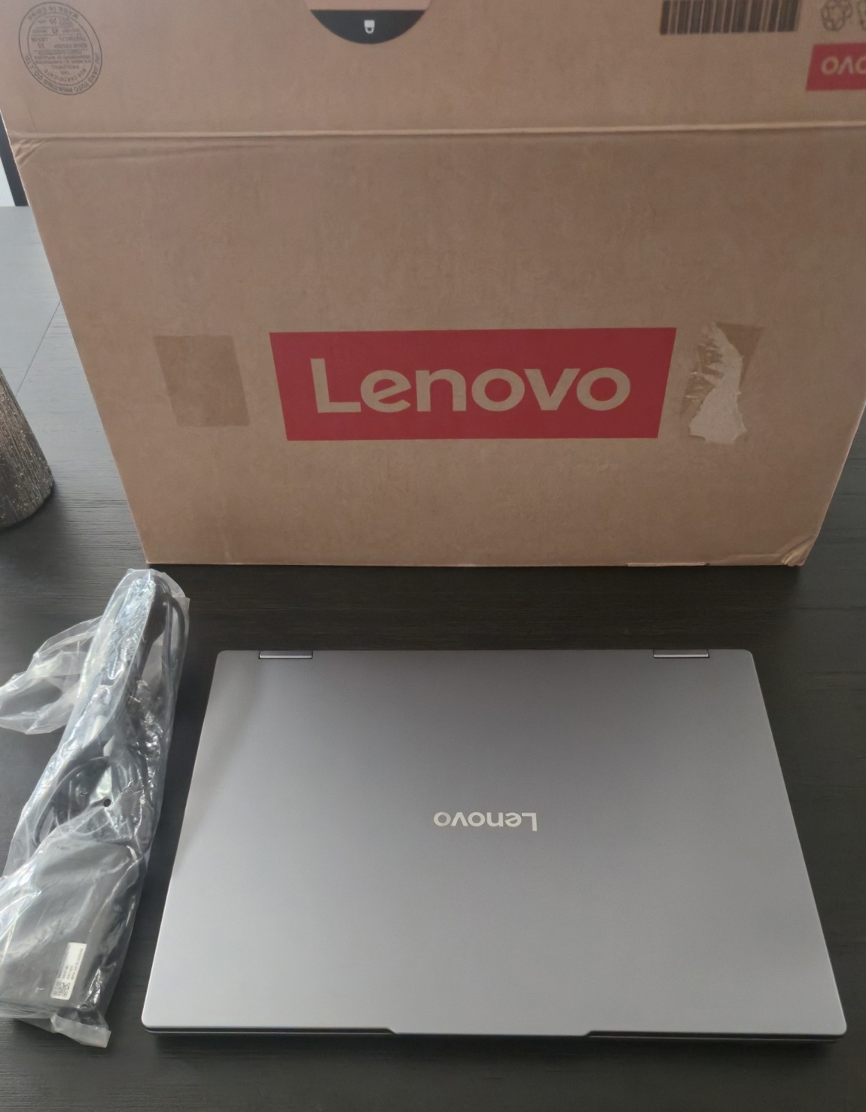 Lenovo IdeaPad 5 2-IN-1 16IAL10 Ultra 5-225U, 16GB RAM, 512GB SSD)