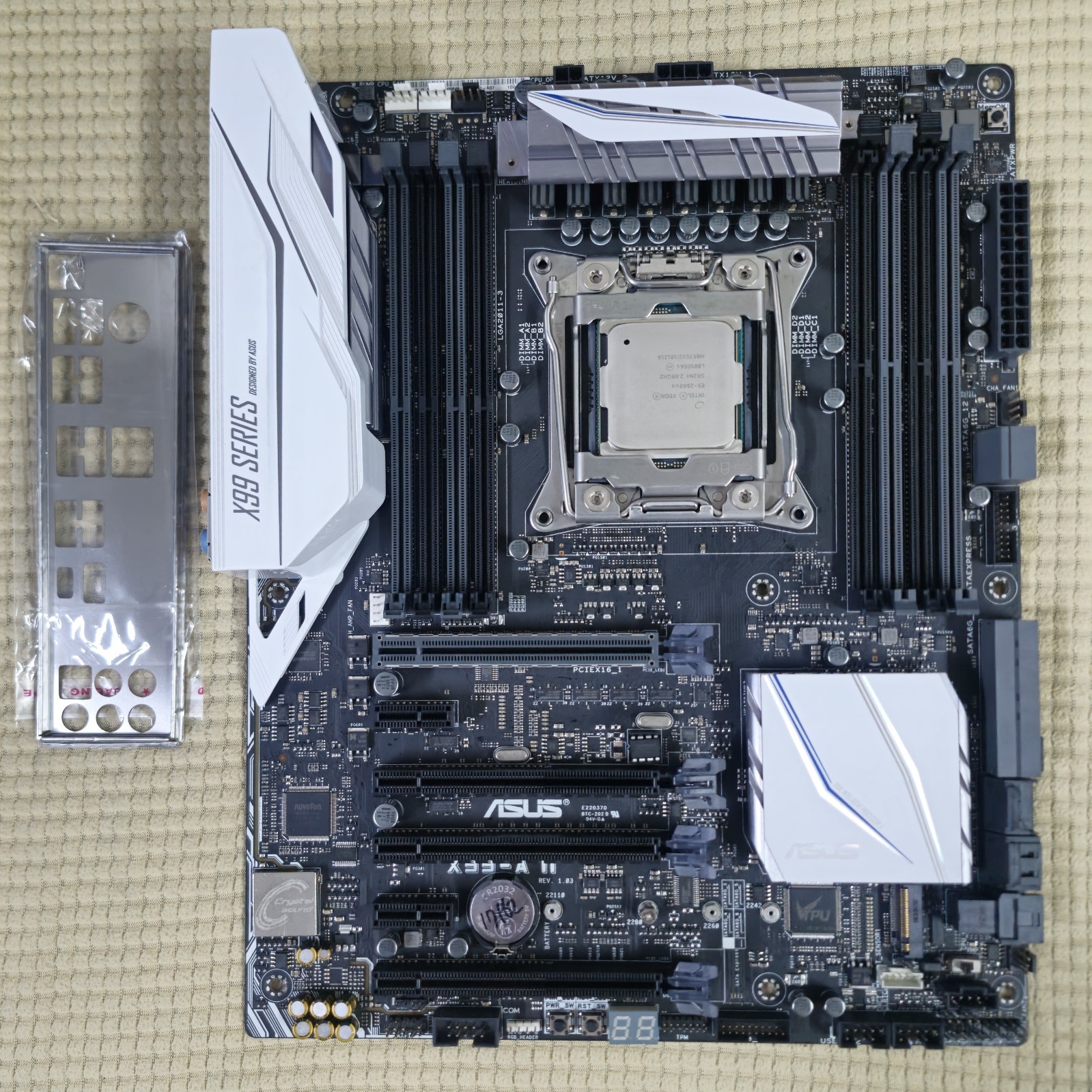 ASUS X99-A II + E5-2660V4 : LGA2011-3 X99 ATX DDR4 Supports ECC/REG RAM