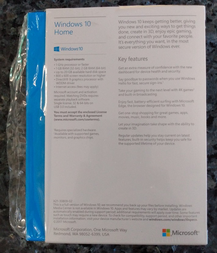 Windows 10 Home Retail ENGLISH USB stick And License