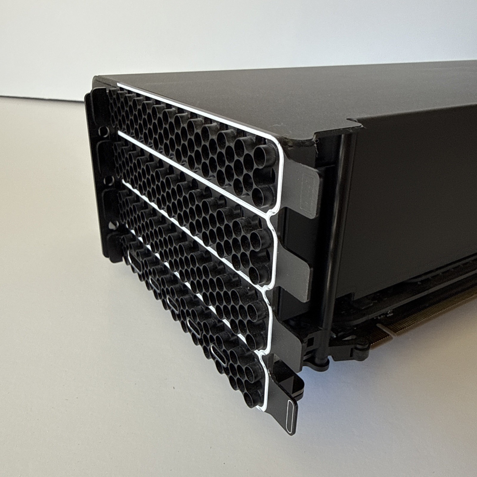 Apple Radeon Pro Vega II MPX Module – 32GB HBM2 for Mac Pro 2019