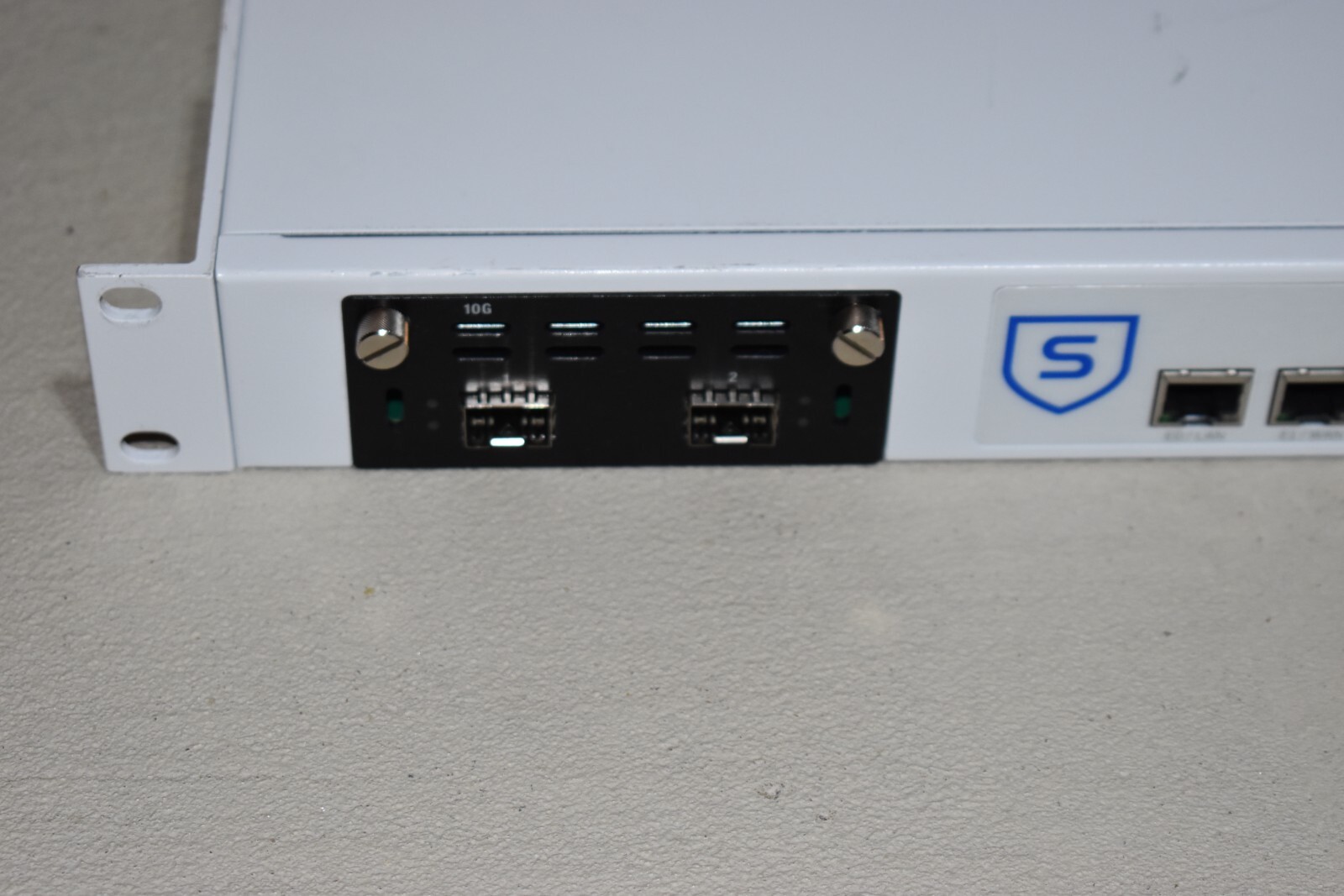 Sophos 2x 10GBe Gigabit Rackmount PFsense Firewall Xeon E3-1225v3 16GB RAM AESNI