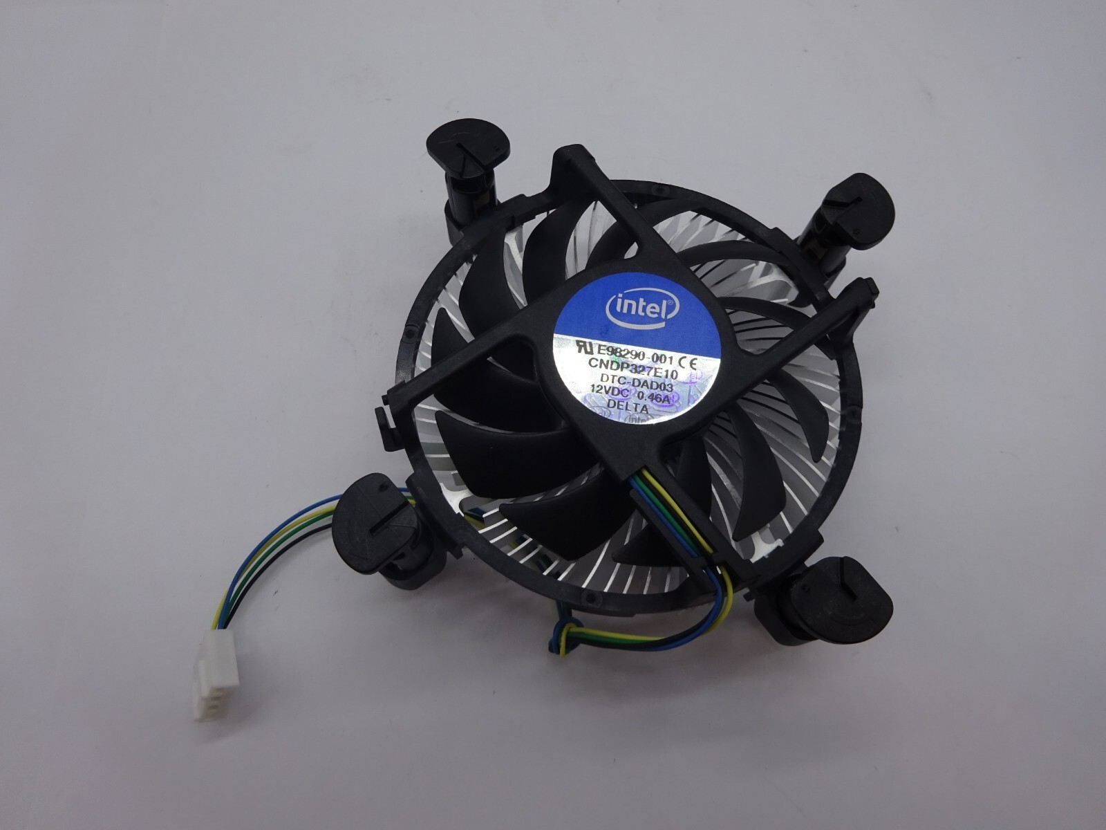 Intel Kühler + Lüfter E98290-001 CNDP327E10 4Pin Sockel 1155 #NT2813