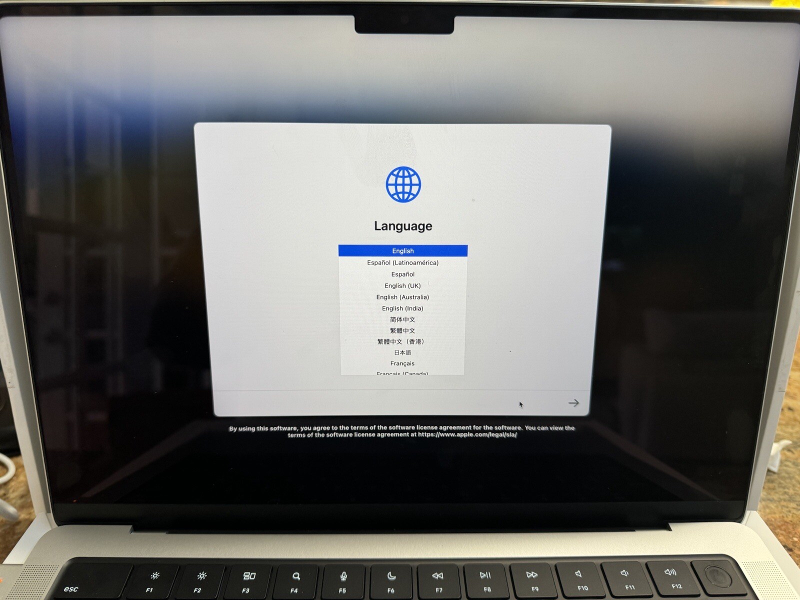 Apple MacBook Pro (14-inch, 2021) M1 Pro 10-Core / 16GB / 1TB SSD / 16-Core GPU
