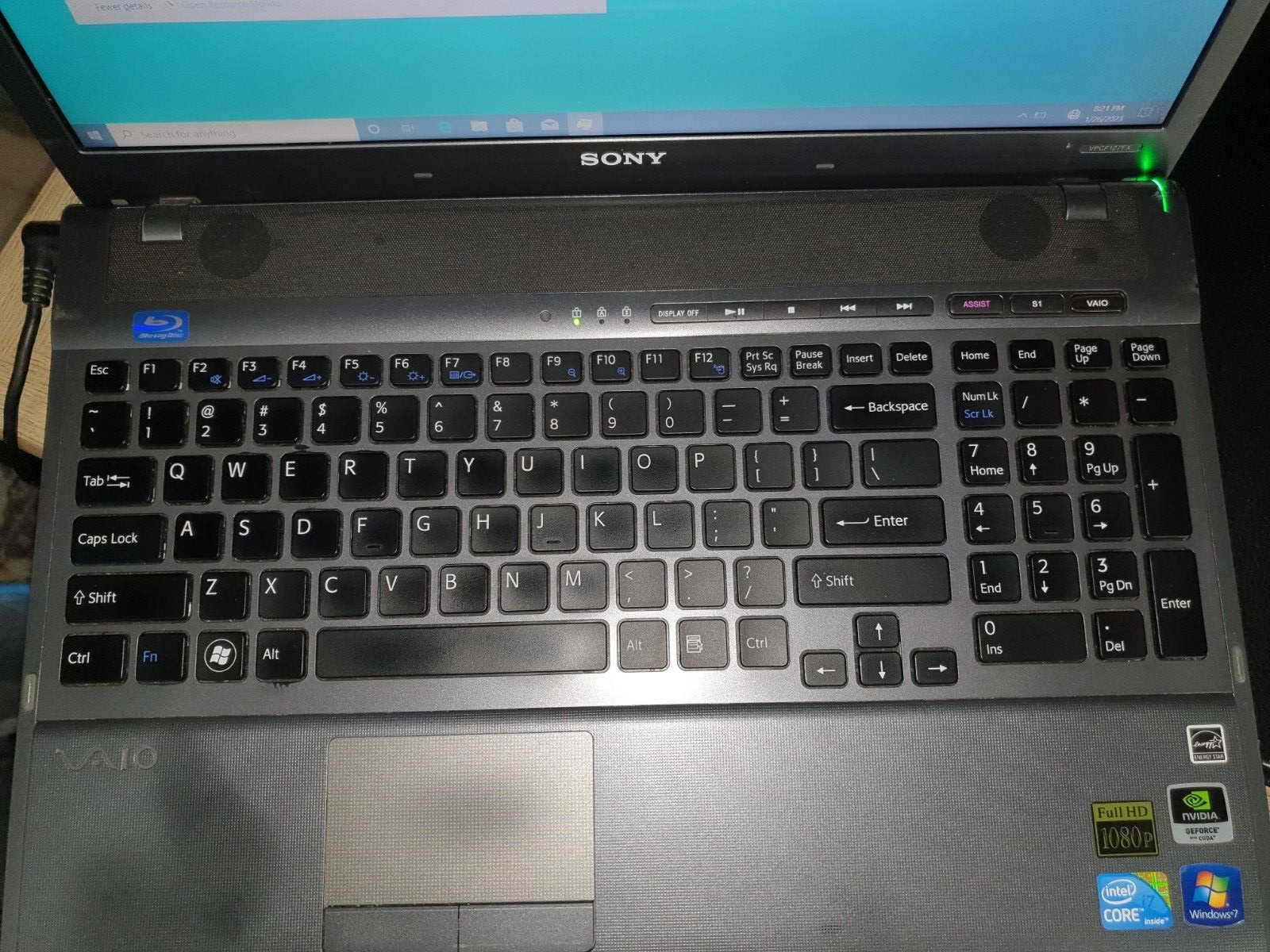 Sony VAIO INTEL CORE I7-740QM 1.73 GHz 16.4IN 500GB 8GB Ram Win 10 Blu-Ray 1080P