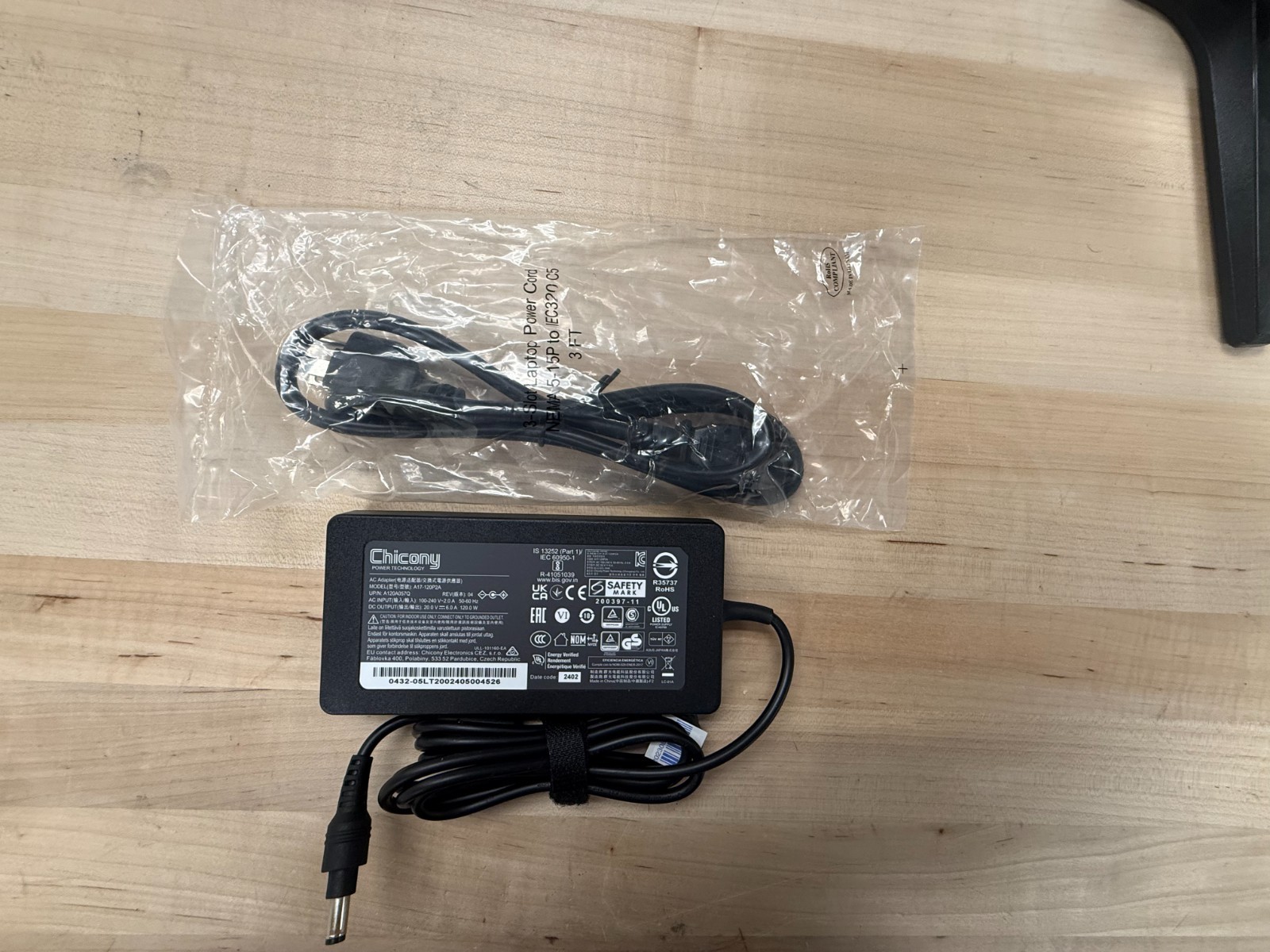 Original Intel/ASUS NUC Chicony Charger 120W 20v 6A A17-120P2A