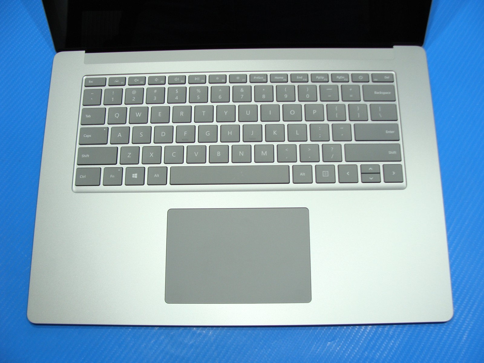 Microsoft Surface Laptop 3 15″ i7-1065G7 16GB 512GB SSD Bad Battery No Power