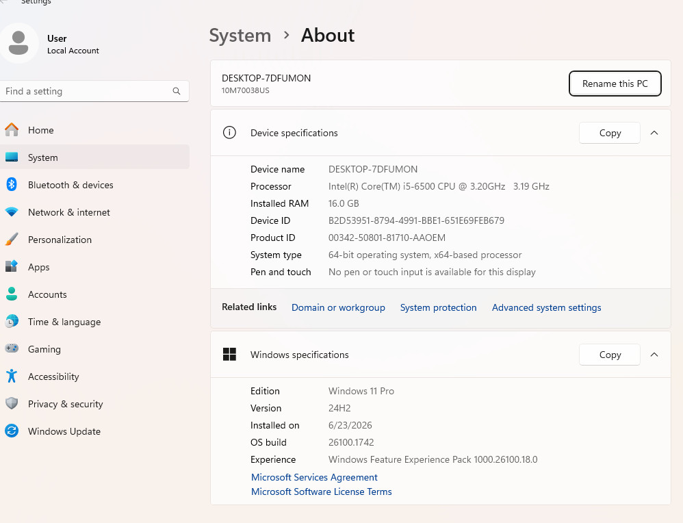 Lenovo ThinkCentre M710s Small Form Factor Core i5-6500 16GB Windows 10 Pro