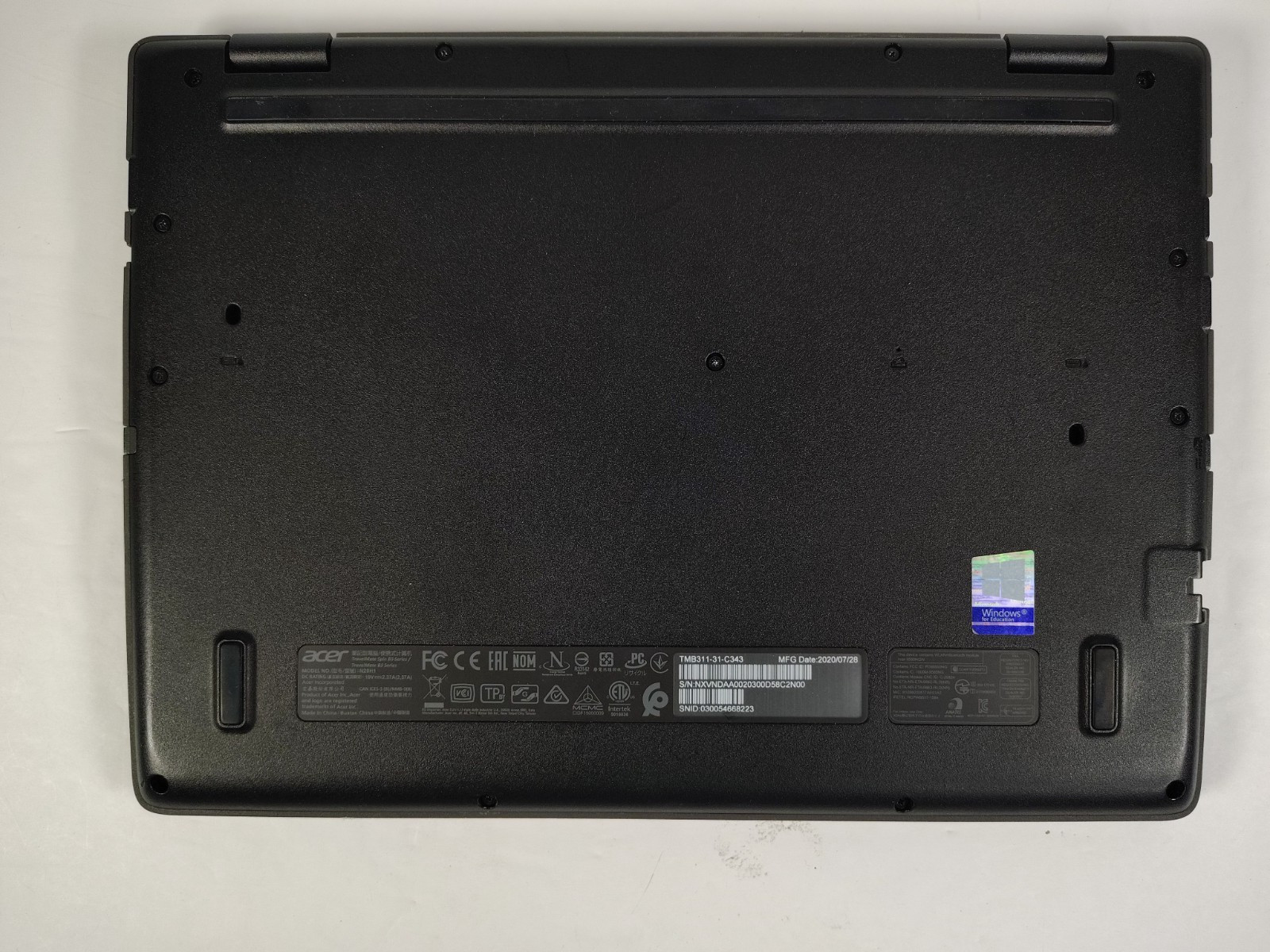 Acer TravelMate B3 B311-31 Laptop PC Computer – For Parts or Not Working – AS-IS