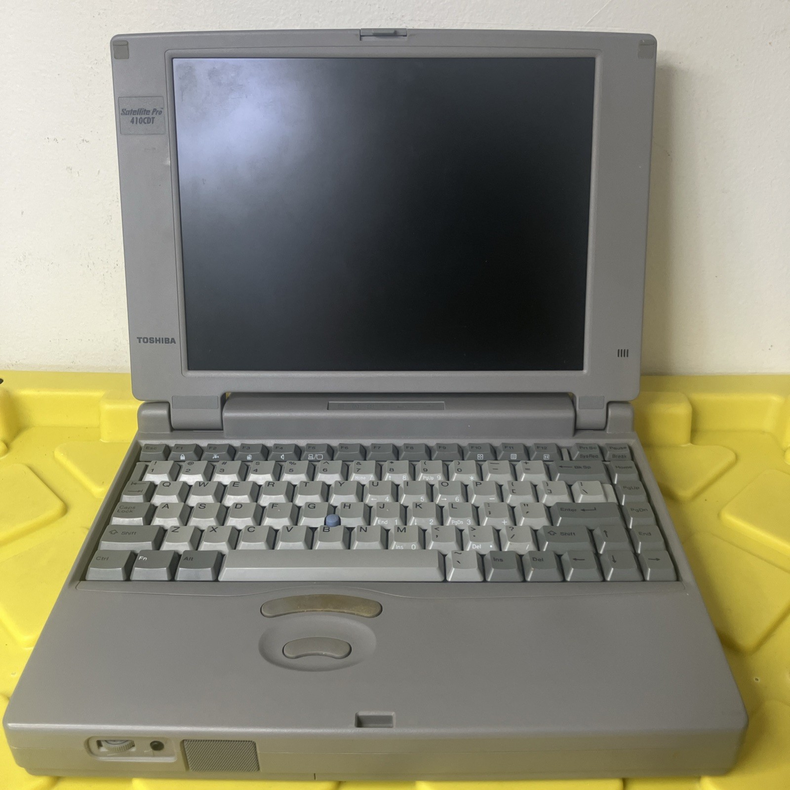 Toshiba Satellite Pro 410CDT Laptop Windows 95 w/External FDD UPGRADED HDD & RAM