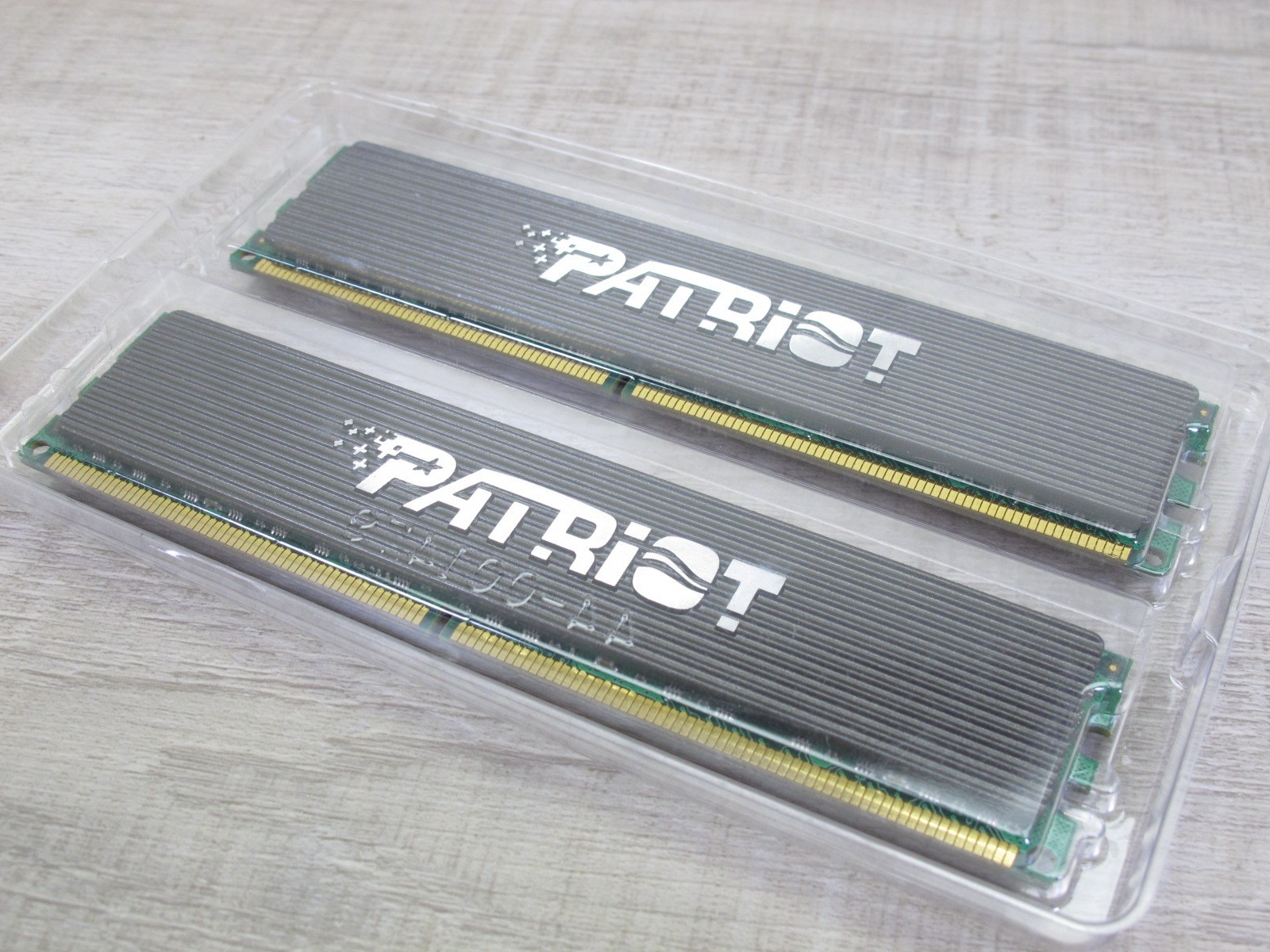 Patriot DDR2 RAM 2GB 1066Mhz PDC22GB8500ELK Kit NOS