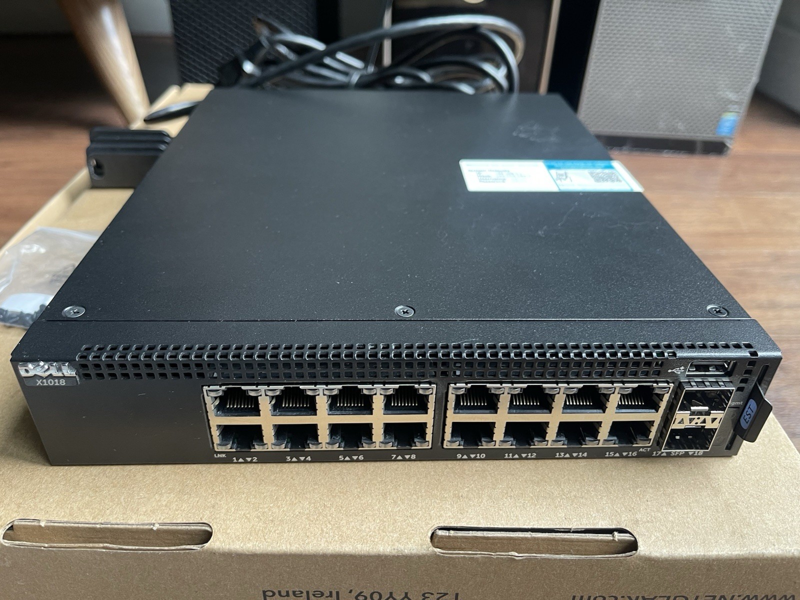 Dell X1018 Smart Managed Switch 16-Port Gigabit Ethernet