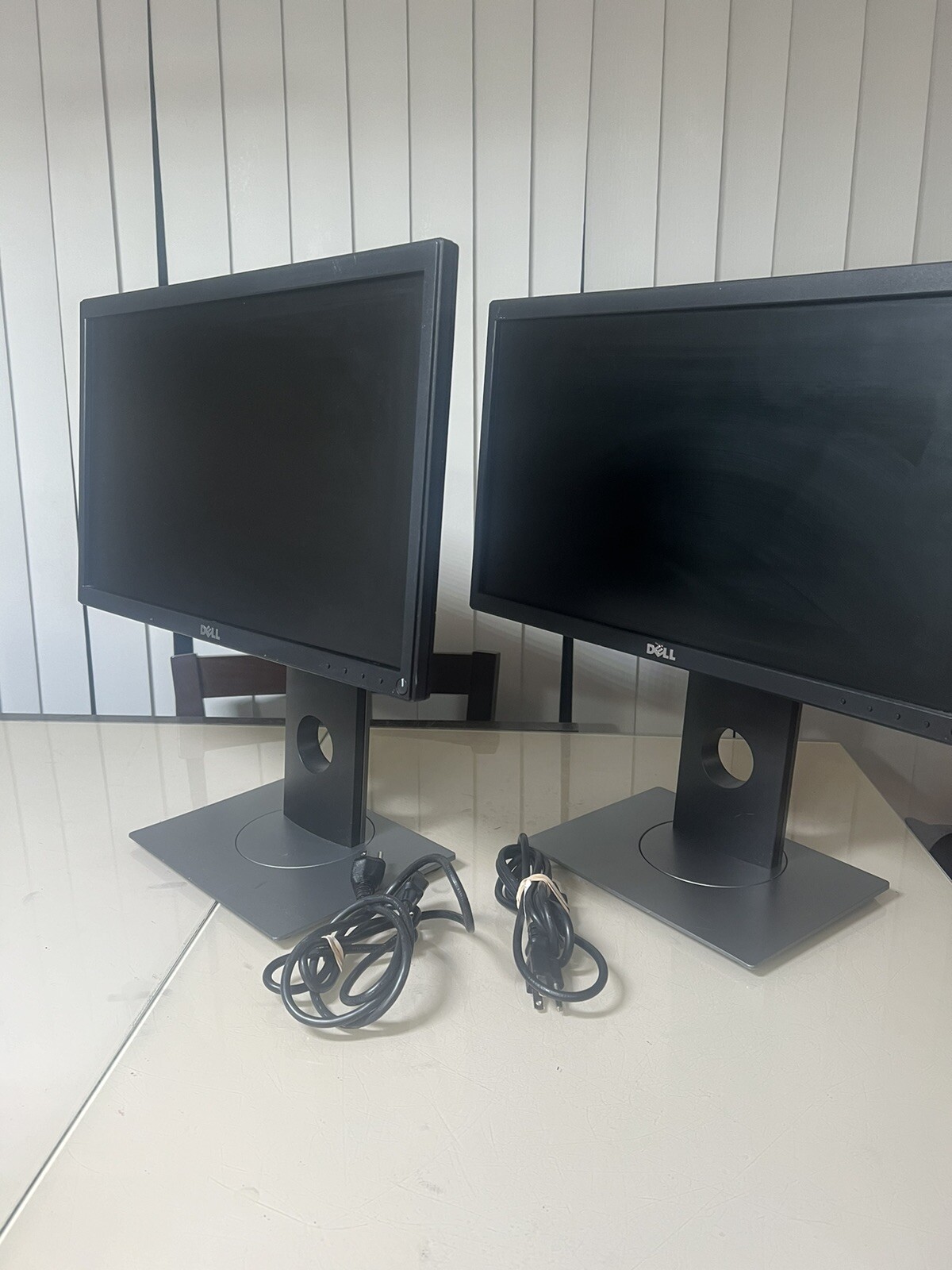 Dell P2018H 20″ 1600×900 TN LCD Monitor W/ Power Cord & HDMI Cable. Lot Of 2