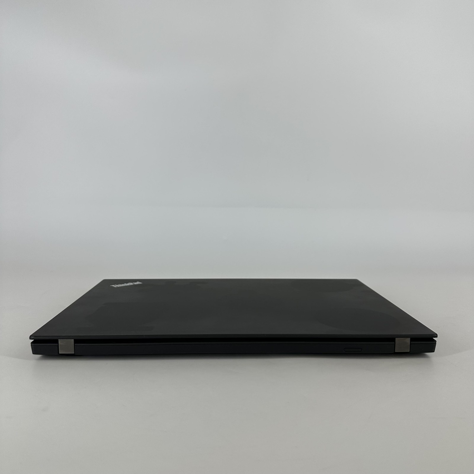 Lenovo ThinkPad T14 Gen 2 FHD 2.3 GHz Ryzen 5 PRO 5650U 16GB 256GB SSD Good