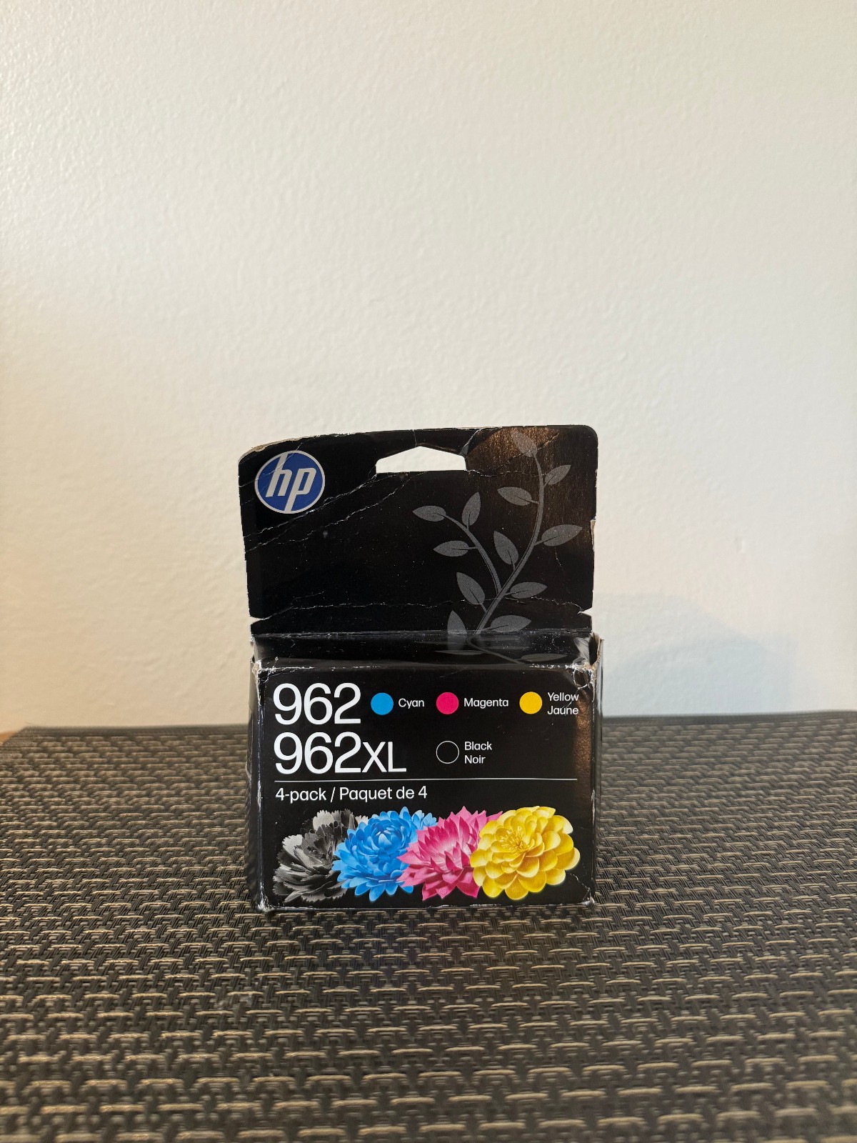 HP 962XL/962 Black High Yield and Cyan/Magenta/Yellow Standard ink Cartridge
