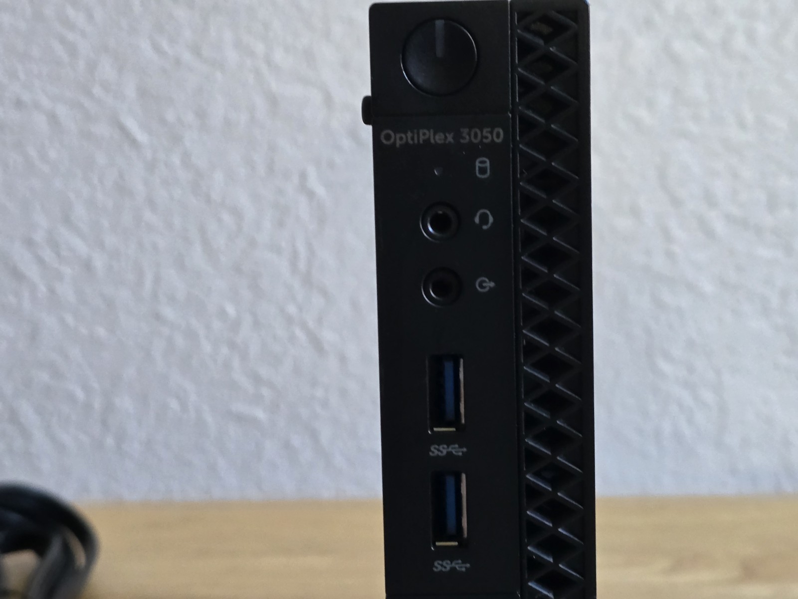 DELL OPTIPLEX 3050 MICRO I3 7100T 16GB MEM 256GB M.2 SSD 500GB HD WIFI WIN11