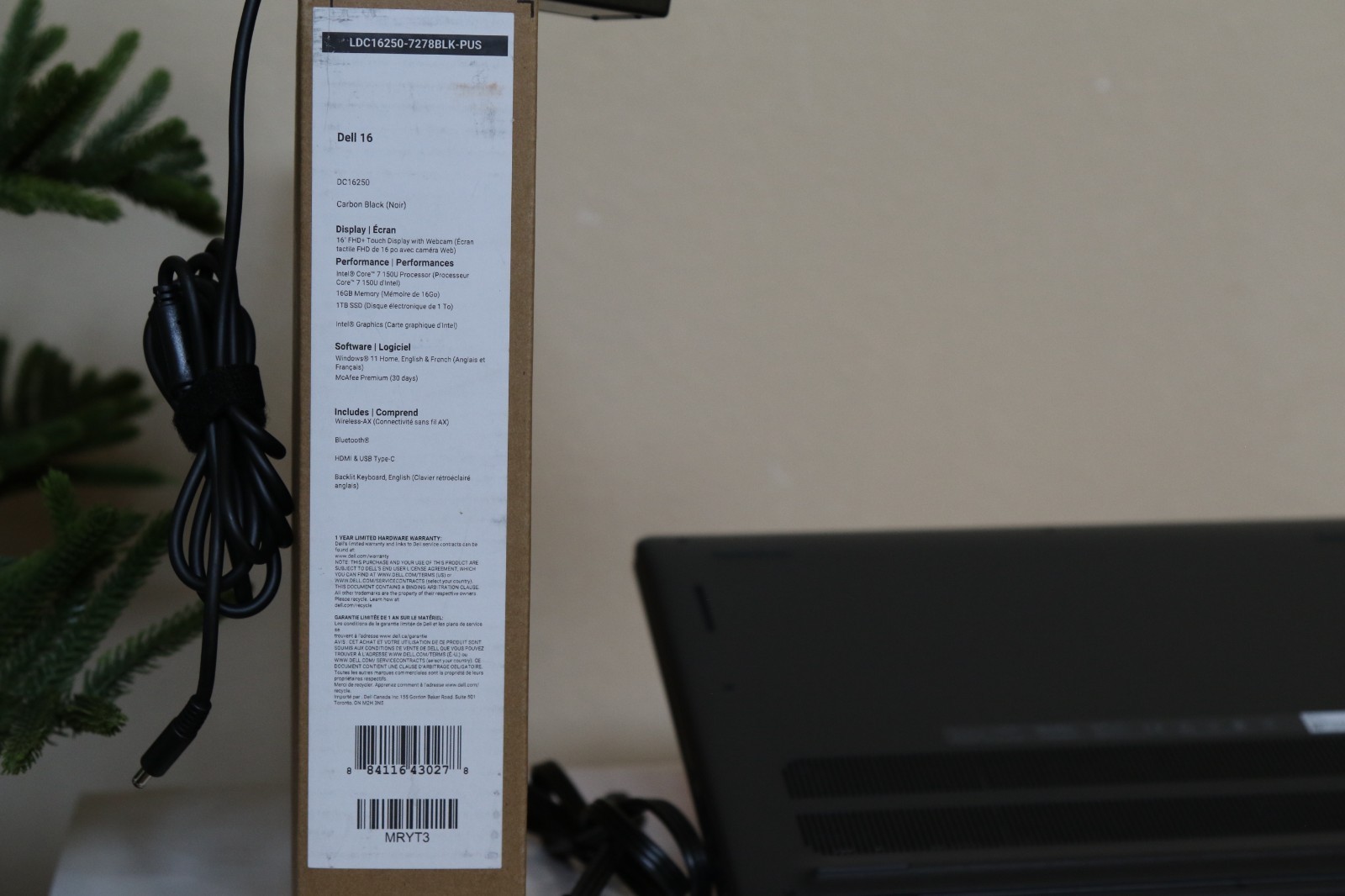 Dell 16 Plus DC16250 16″ 16:10Touch Display Intel Core 7 150U, 16GB RAM 1TB SSD