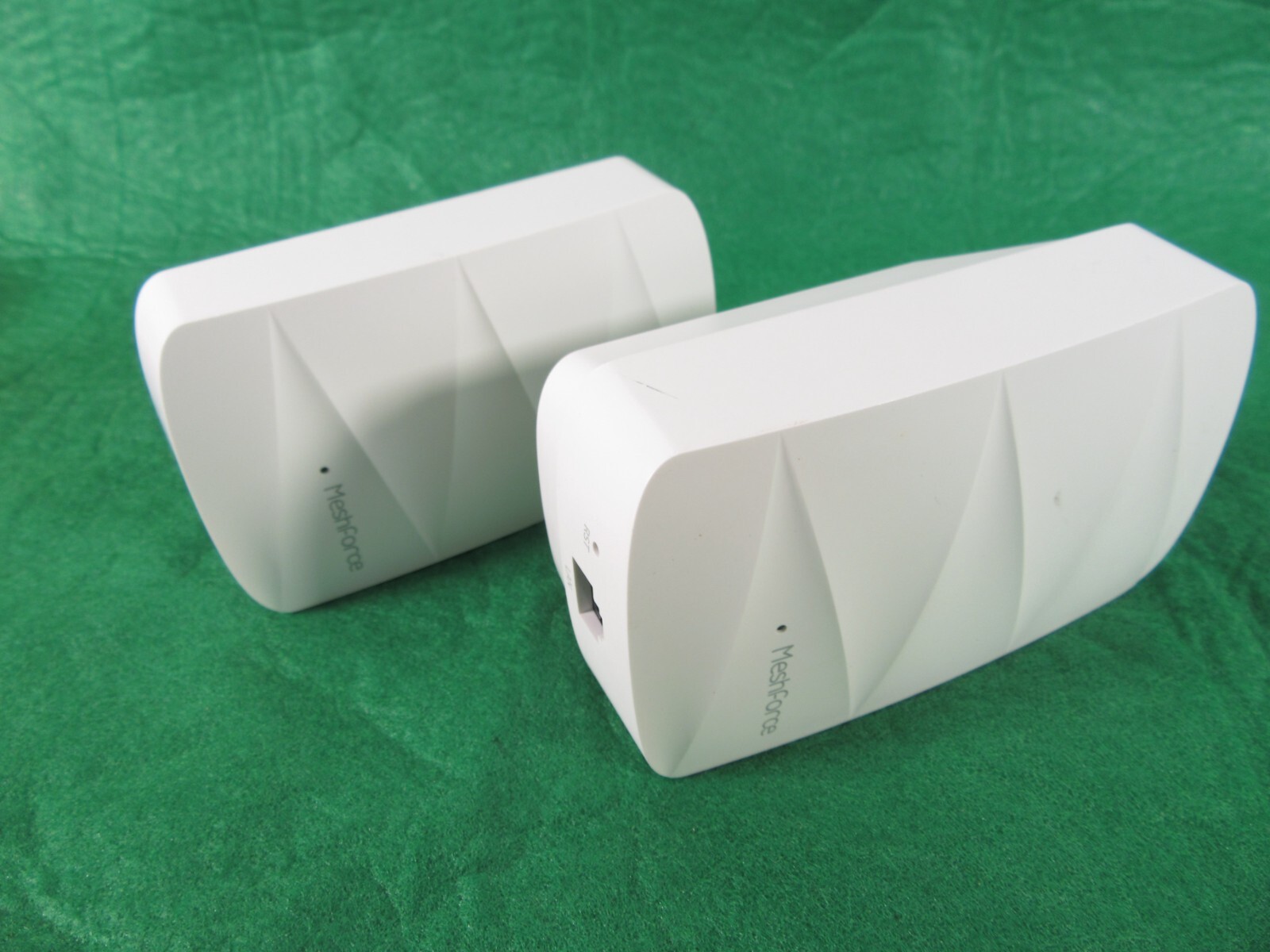 Meshforce M3 and Two M3 DOT Whole Home Mesh WiFi System White