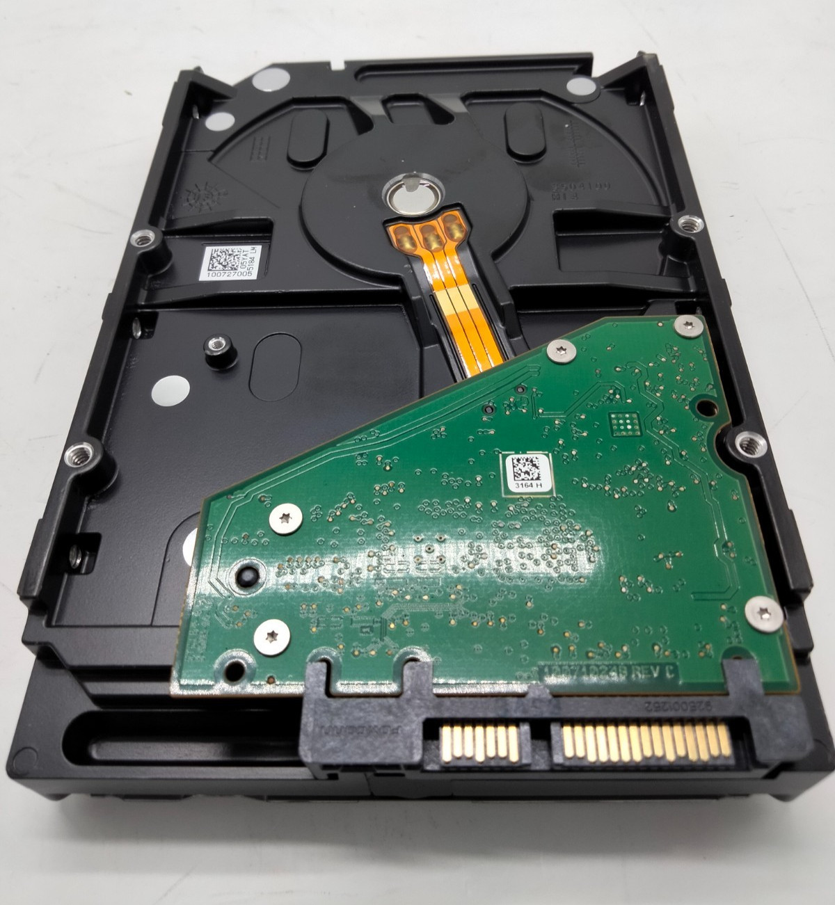 Seagate 4TB Desktop HDD 3.5″ SATA Hard Drive ST4000DM000