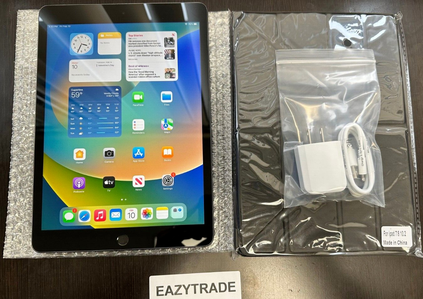 Apple iPad 9th Gen. 256GB, Wi-Fi, 10.2 in – Bundle – Daily Deal