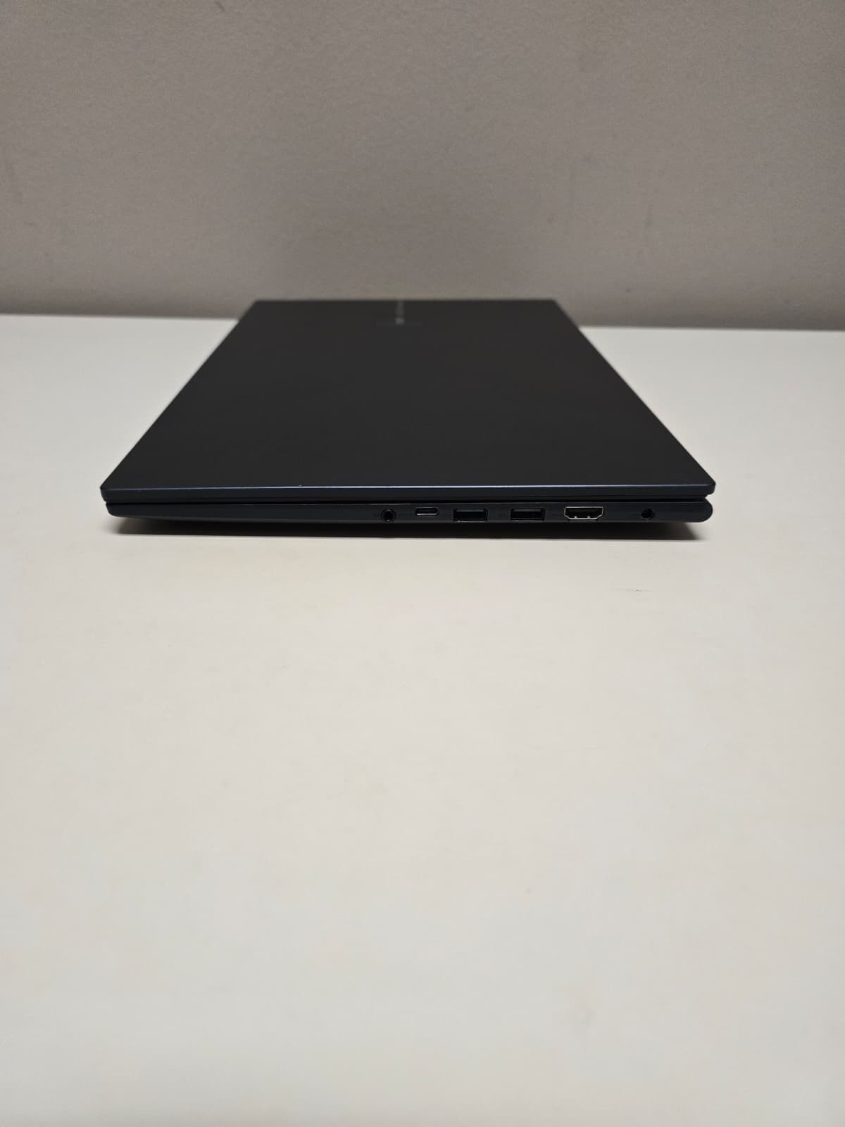 Asus VivoBook 15 M1502 | Ryzen 7 7730U 16GB RAM 512GB NVMe SSD | FHD Backlit