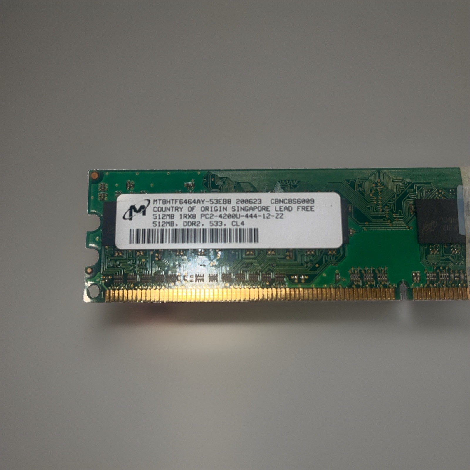 Micron MT8HTF6464AY-53EB8 512MB DDR2 PC2-4200U 533MHz DIMM 240pin Memory (ehp21)