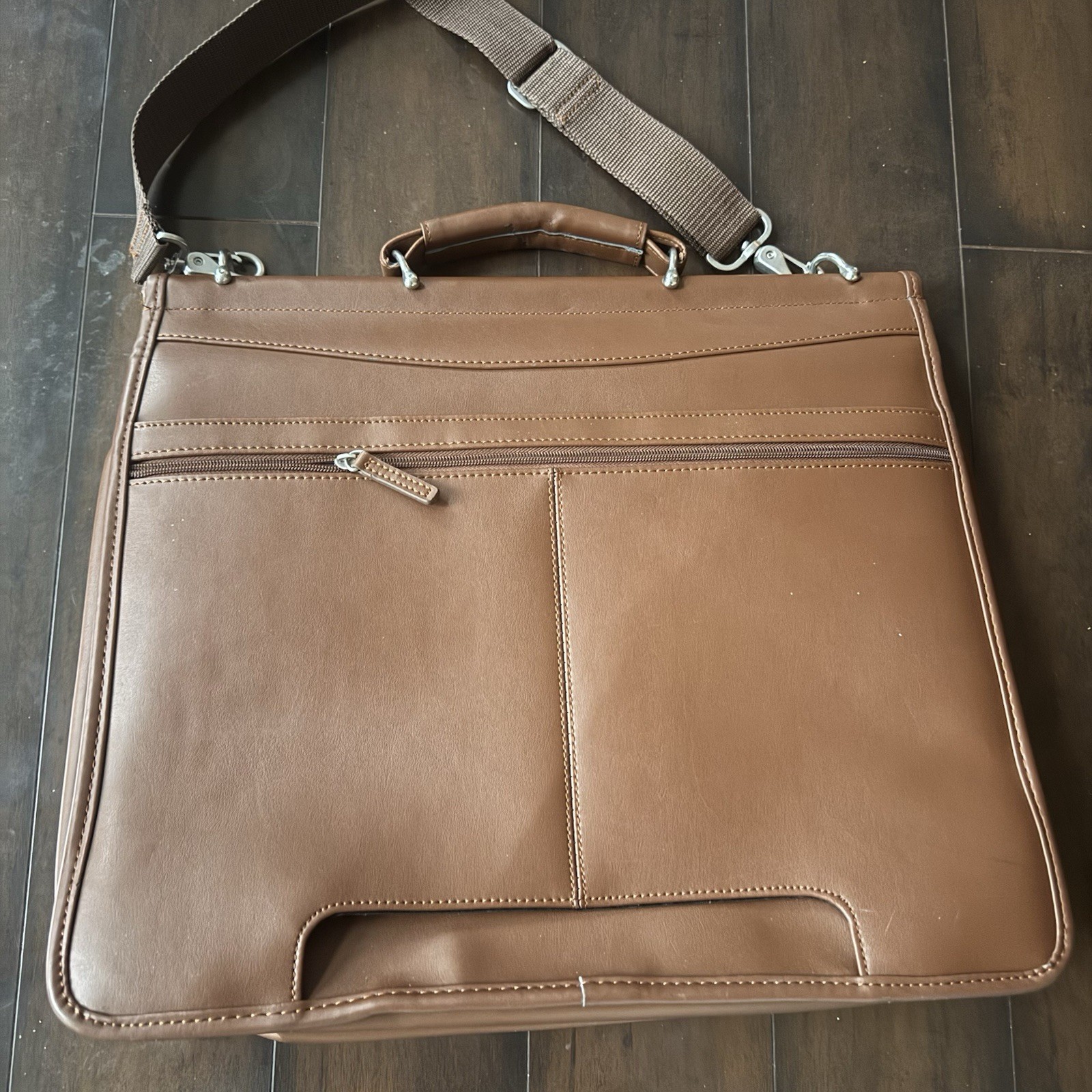 Samsonite Tan Leather Dowel Business Messenger Bag Shoulder Strap Perfect $229