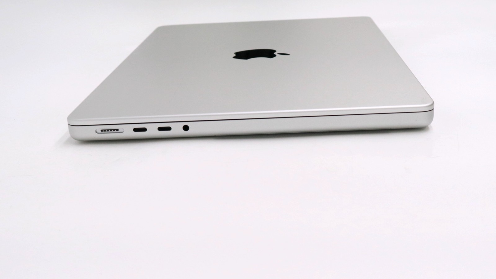 Apple Macbook Pro 14″ M4 Pro 14-Core 48GB 1TB – Good