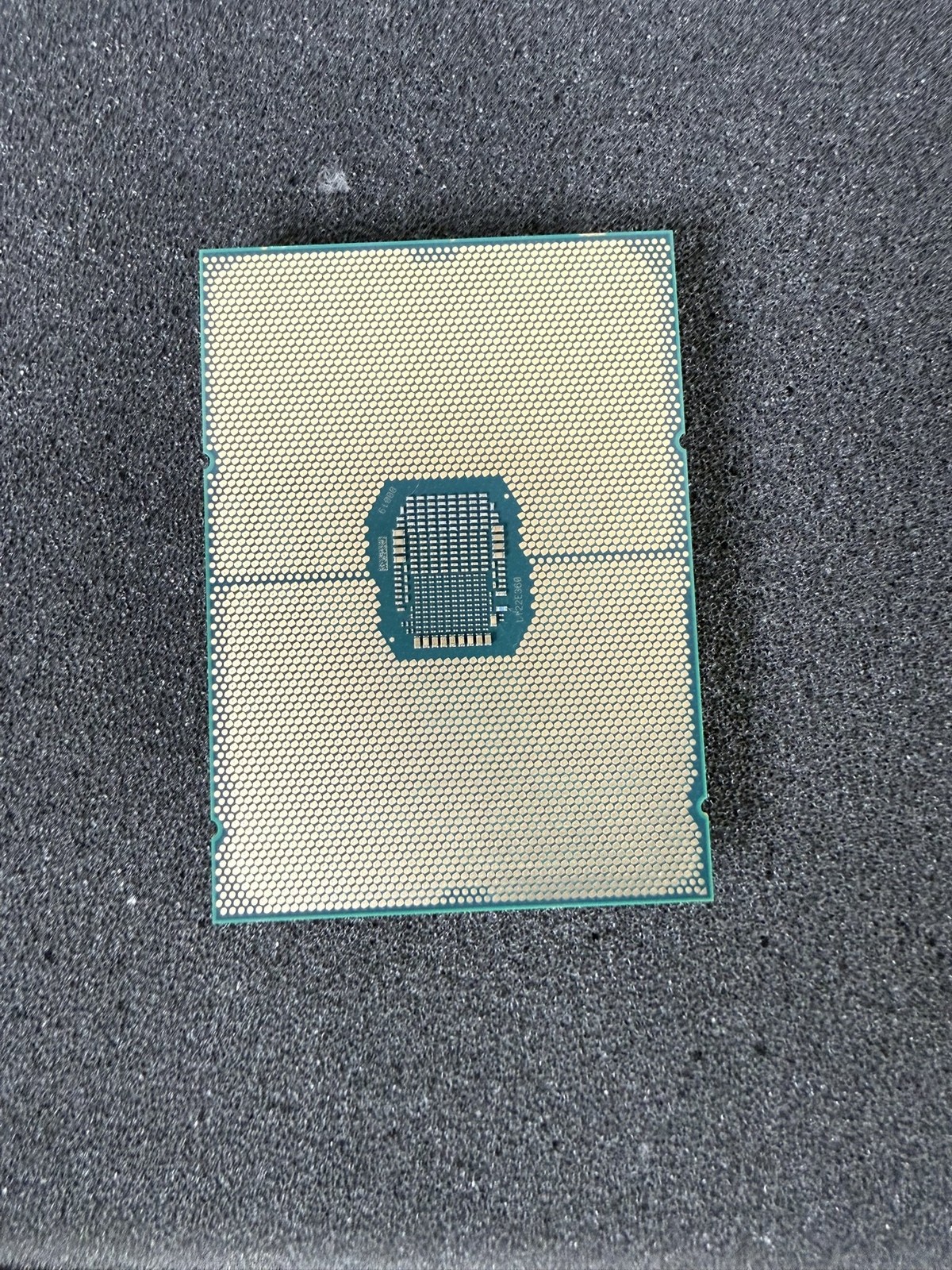Intel Xeon Gold 6348 SRKHP 28-Core 2.60GHz 42MB FCLGA4189 Server Processor CPU