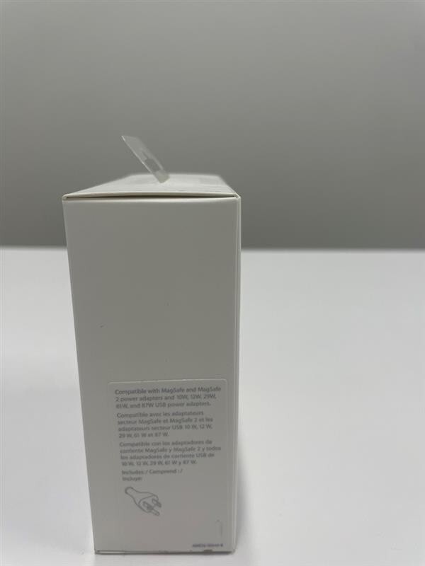 Free shipping! Apple Power Adapter Extension Cable MK122LL/A Brand New