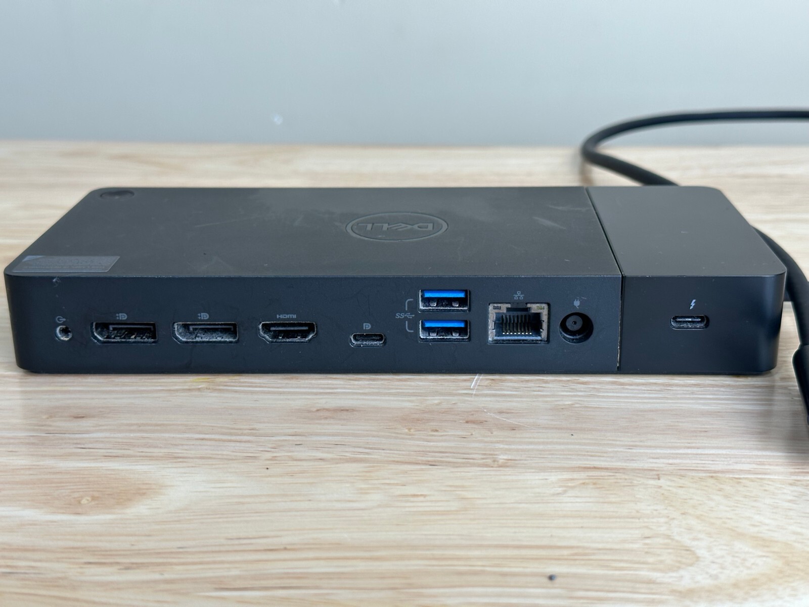 USED Dell WD19TB Thunderbolt Docking Station Dock Include 180W AC Power Adapter