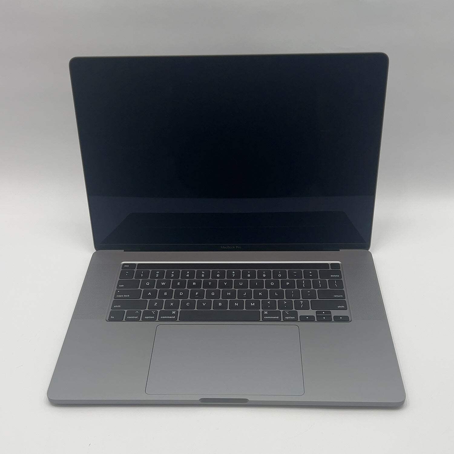 2019 Apple MacBook Pro 16″ i9 2.3GHz 16GB RAM 8TB SSD Silver A2141
