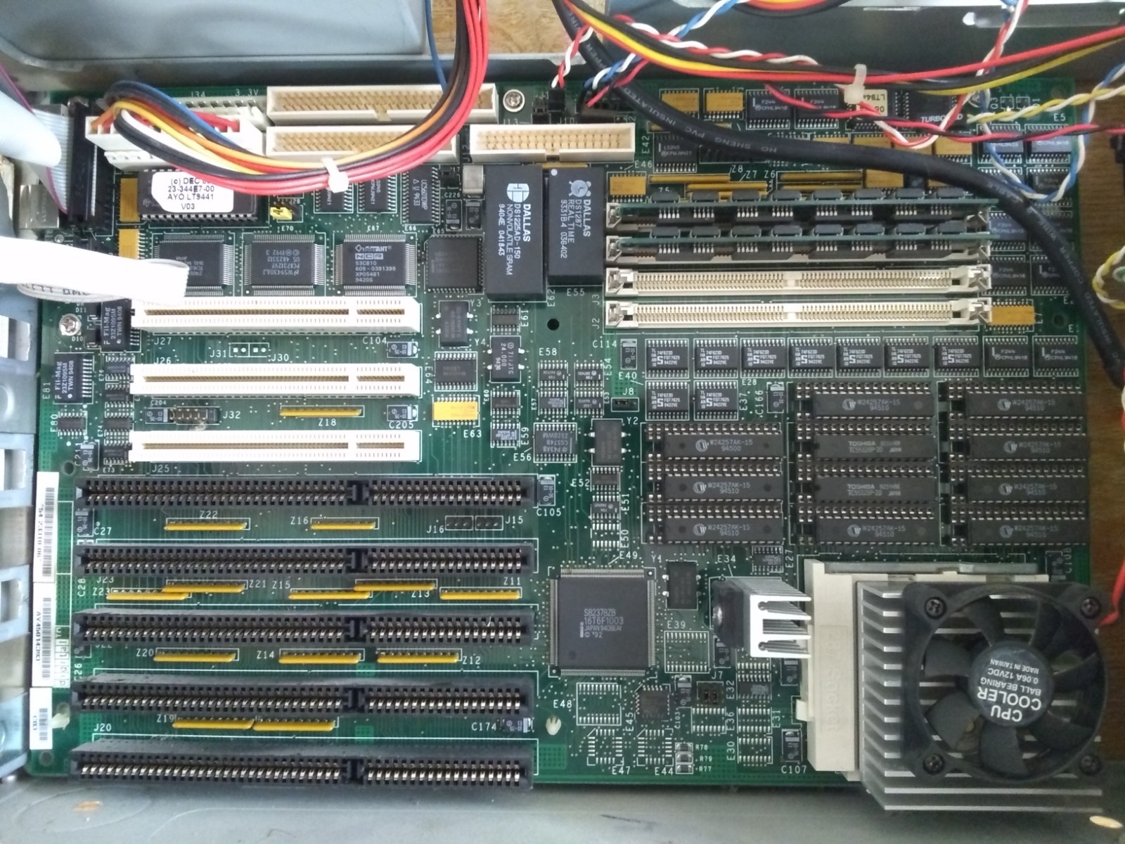DEC Alpha 21066 EV4 166mhz Computer, AXPpci33 W/ RAM (As-Is)