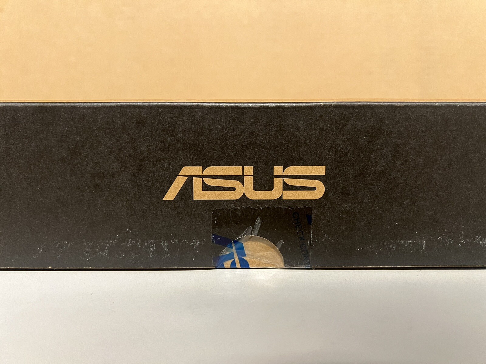 ASUS ZenScreen MB166C 15.6 in 1920 x 1080 Widescreen IPS Monitor 90LM07D3-B011B0