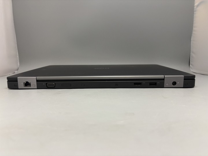 15.6″ Dell Latitude E5570 Laptop Intel i7-6820HQ @2.7GHz NO RAM NO SSD