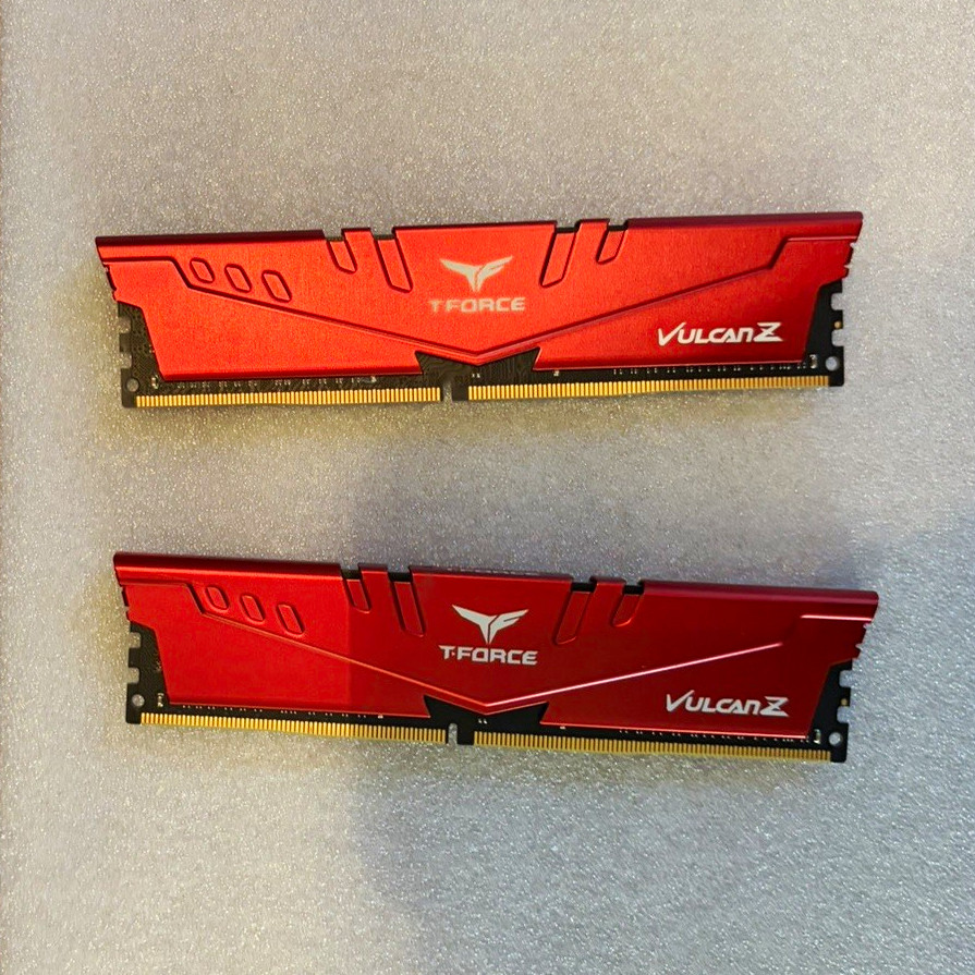 TeamGroup T-Force Vulcan Z 16GB (2x8GB) DDR4-3000 PC4-24000 288-Pin DIMM