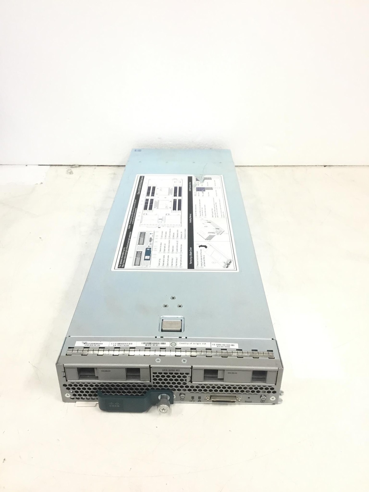 Cisco USC B200 M3 Blade Server w/ 2x Intel Xeon E5-2643 3.30Ghz, FREE SHIPPING