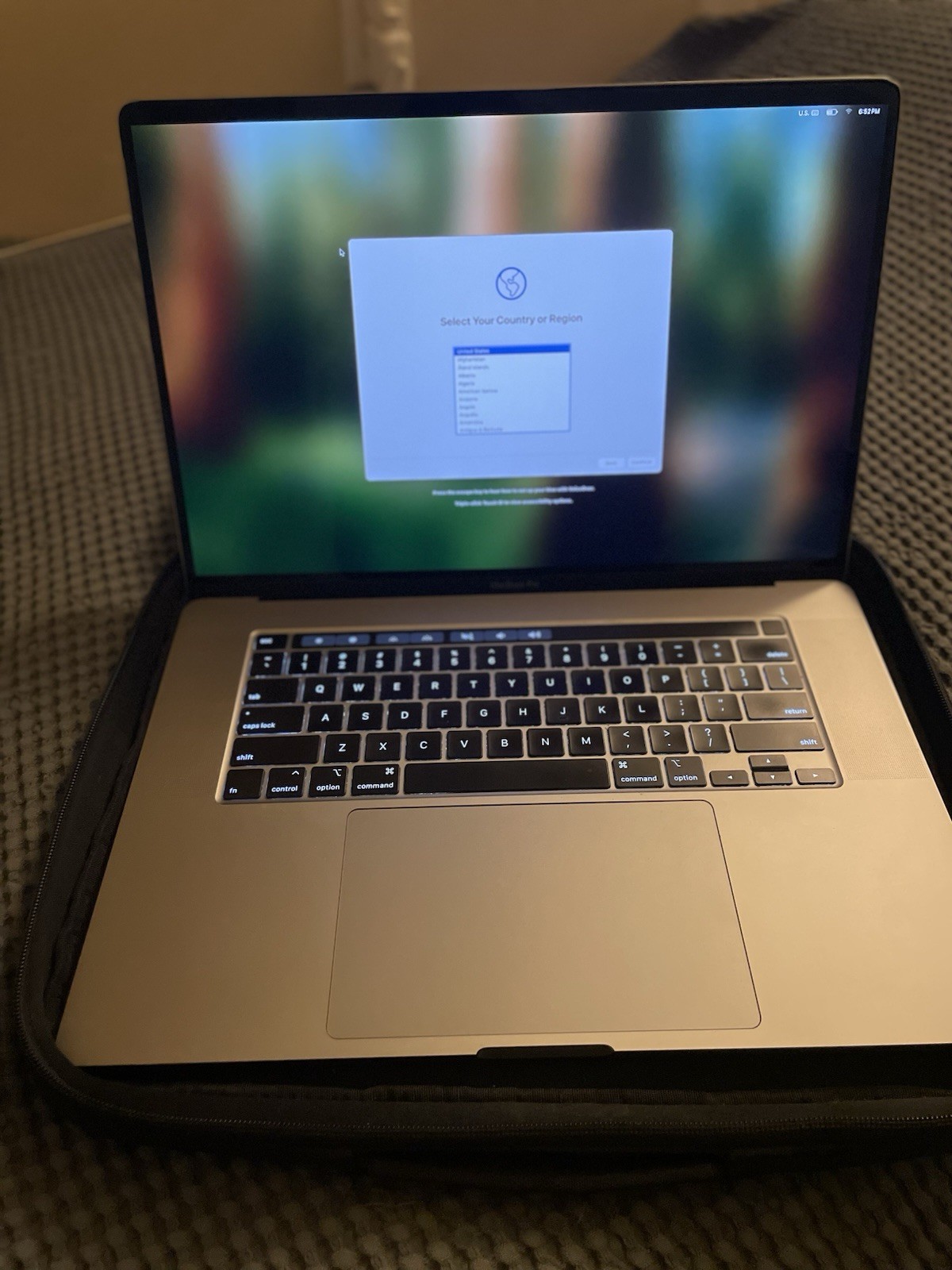 MacBook Pro 16” 2019 Intel i9 8-Core | 1TB SSD | Radeon 5500M | (bundle)